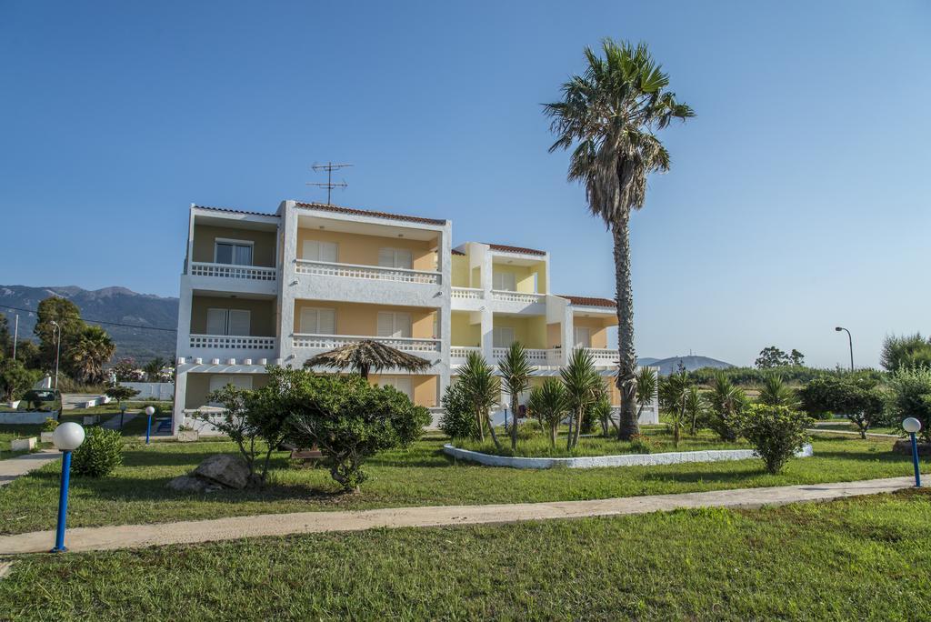 Byron Apartments Tigaki Exterior foto