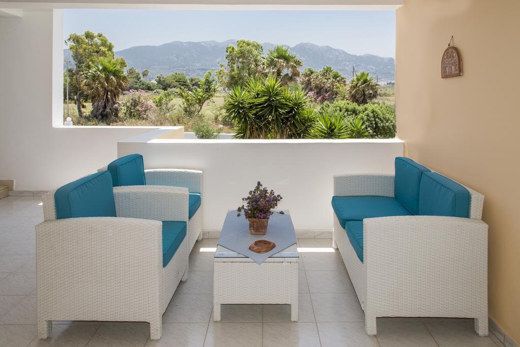 Byron Apartments Tigaki Exterior foto