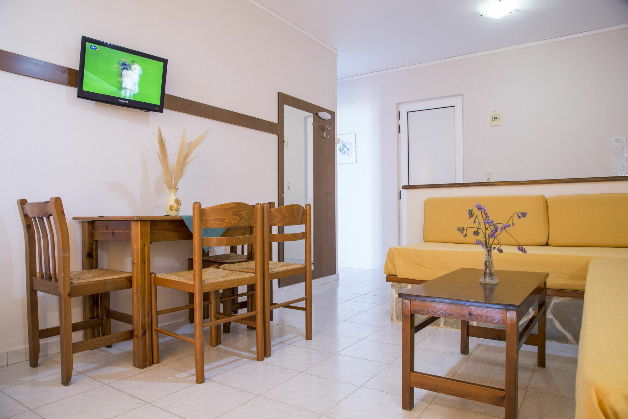 Byron Apartments Tigaki Exterior foto